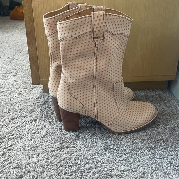 BORN Genevieve Suede Western Boots size 9 1/2 - Picture 8 of 15